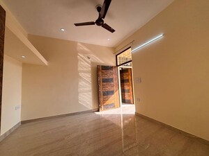 Room in 1 BHK Apartment at Saket – for Rent