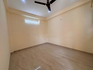 Room in 1 BHK Apartment at Saket – for Rent
