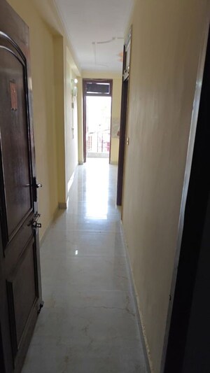 1 BHK Builder Floor For Rent in Maidan Garhi