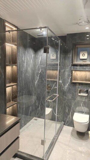 Attached Bathroom in 4 BHK Builder Floor at Ashok Vihar – for Rent