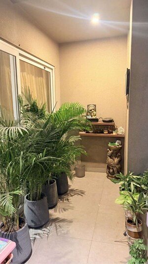 Team Area in 3 BHK Builder Floor at Dlf Phase ii – for Rent