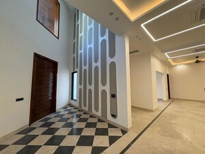 5 BHK Villa For Sale in Vasant Kunj