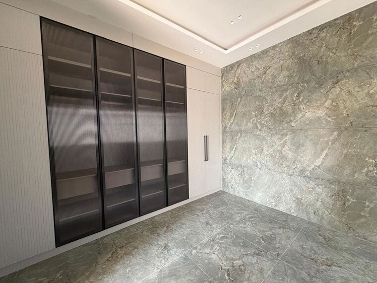 Room, vasant kunj 5 Bedroom 9000 Sq.Ft. Villa In Vasant Kunj Delhi 10688325