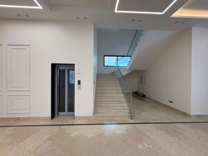 Building Lobby in 5 BHK Villa at Vasant Kunj – for Sale