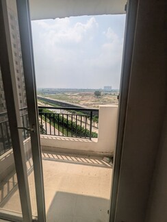 2 BHK Apartment For Rent in Tata Eureka Park