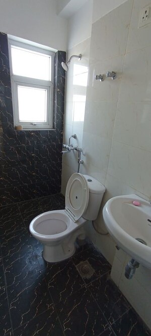 Bathroom in 3 BHK Apartment at BPTP Parkland Pride, Sector 77 – for Rent