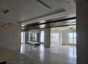 Room in 4 BHK Apartment at Brigade Caladium, Hebbal – for Rent