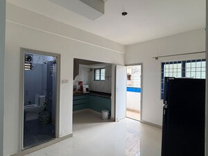 Room in 2 BHK Apartment at AR Residency Panathur, Panathur – for Rent