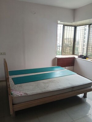 Bedroom in 3 BHK Apartment at Chembur – for Rent