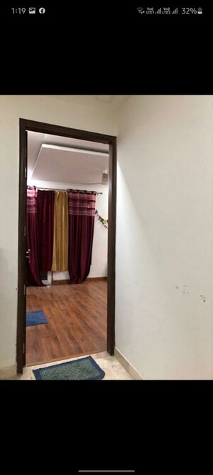 Furnished Amenities in 3 BHK Builder Floor at South City 2 – for Sale