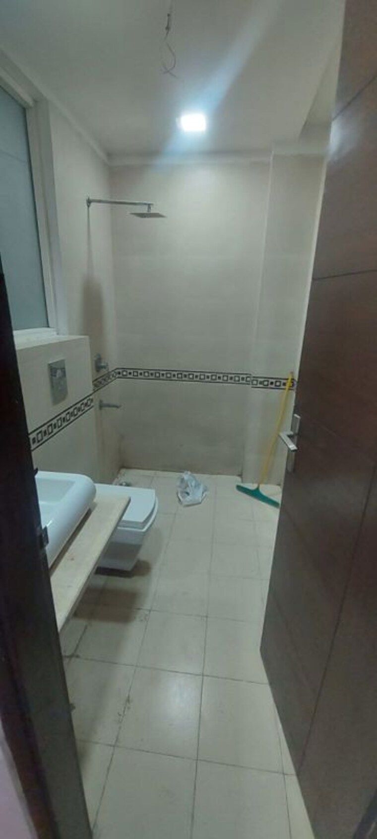 Bathroom, south city 2 3 Bedroom 240 Sq.Ft. Builder Floor In South City 2 Gurgaon 10688450