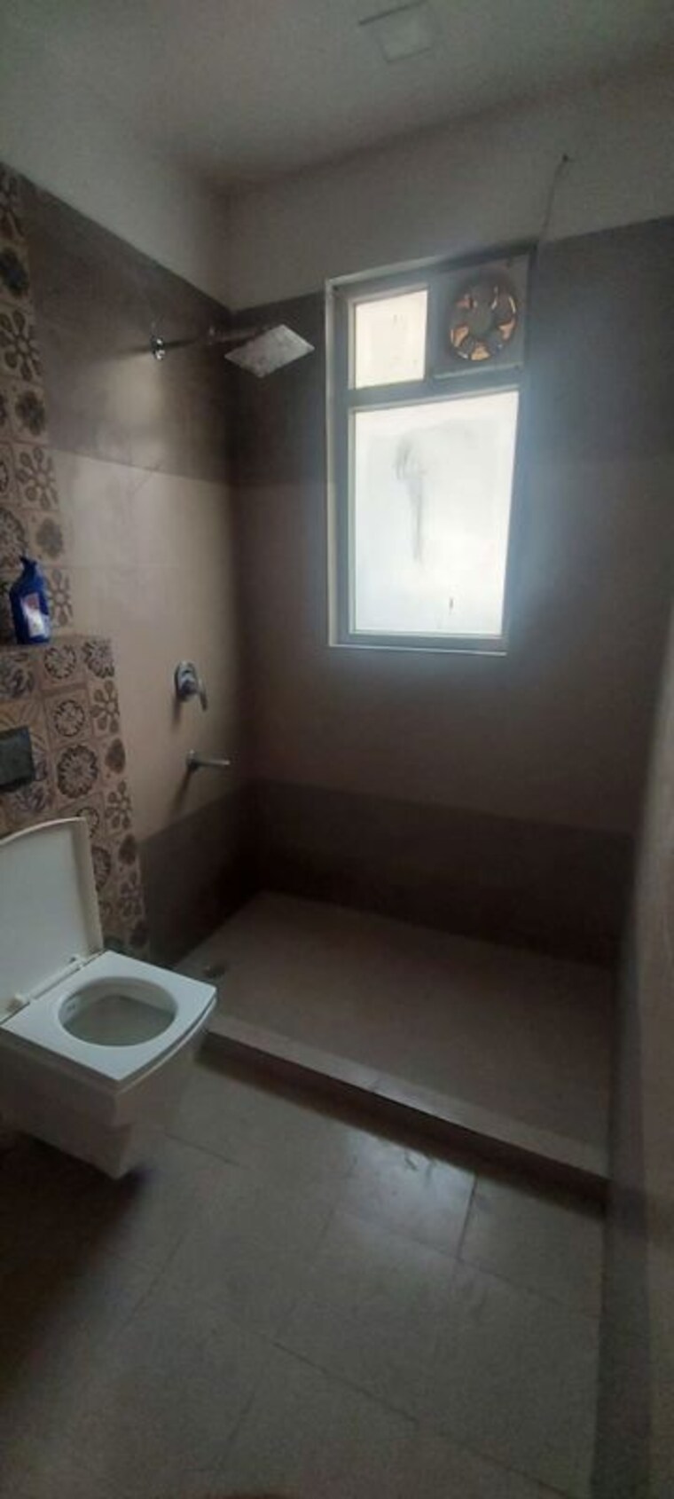 Bathroom, south city 2 3 Bedroom 240 Sq.Ft. Builder Floor In South City 2 Gurgaon 10688450