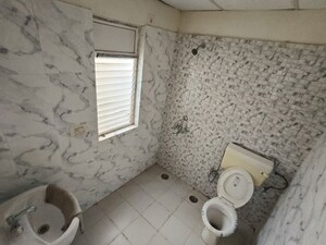 Bathroom in 3 BHK Apartment at Alaknanda Enclave Apartments, Roberts Lines – for Rent
