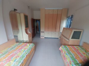 Bedroom in 3.5 BHK Apartment at Bhusari Colony – for Rent