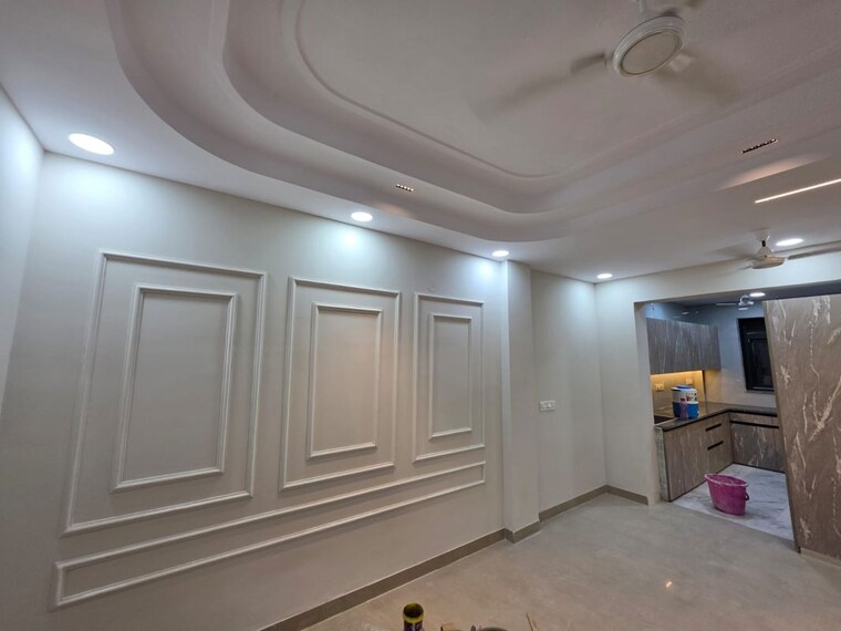 Bathroom, rajouri garden 3 Bedroom 130 Sq.Yd. Builder Floor In Rajouri Garden Delhi 10688545