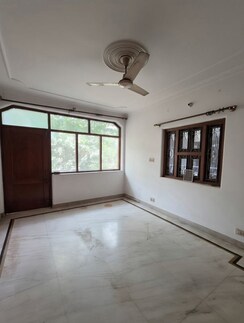 3 BHK Builder Floor For Rent in Khanpur