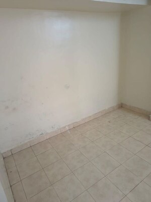 Room in 1 RK Apartment at Guruwar Peth – for Sale