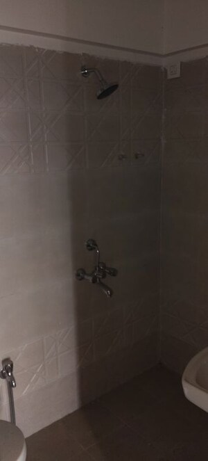 Furnished Amenities in 1 BHK Apartment at Bahist Pearl Icon, Dindoshi – for Sale