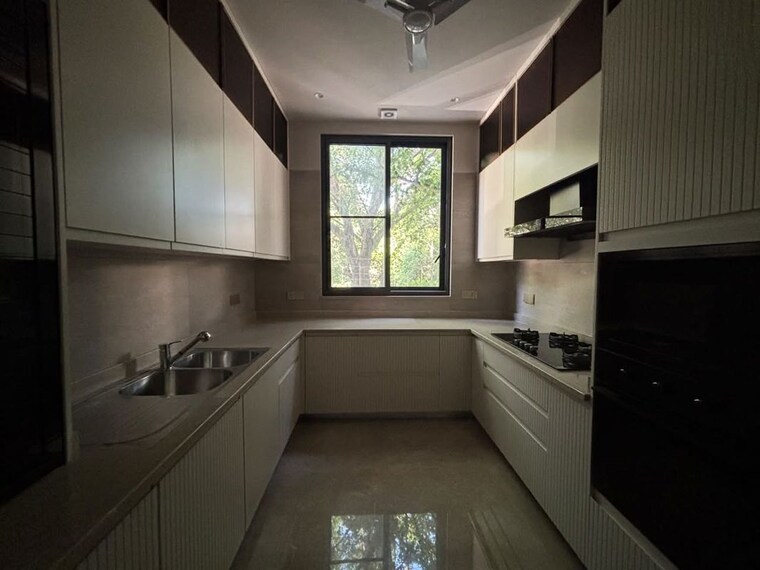 Kitchen, east of kailash 3 Bedroom 250 Sq.Ft. Builder Floor In East Of Kailash Delhi 10688601
