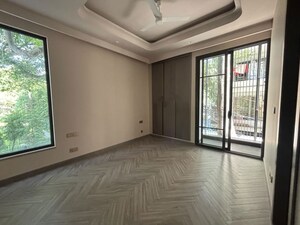 Room in 3 BHK Builder Floor at East Of Kailash – for Sale