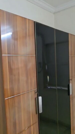 Bedroom in 3 BHK Apartment at Chembur – for Rent