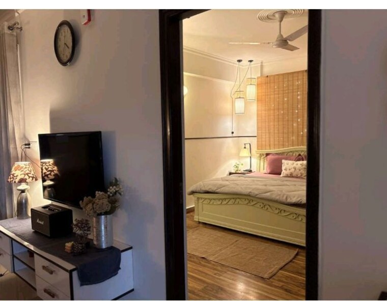 Bathroom, yamuna expressway 3 Bedroom 1800 Sq.Ft. Apartment In Yamuna Expressway Greater Noida 10688636