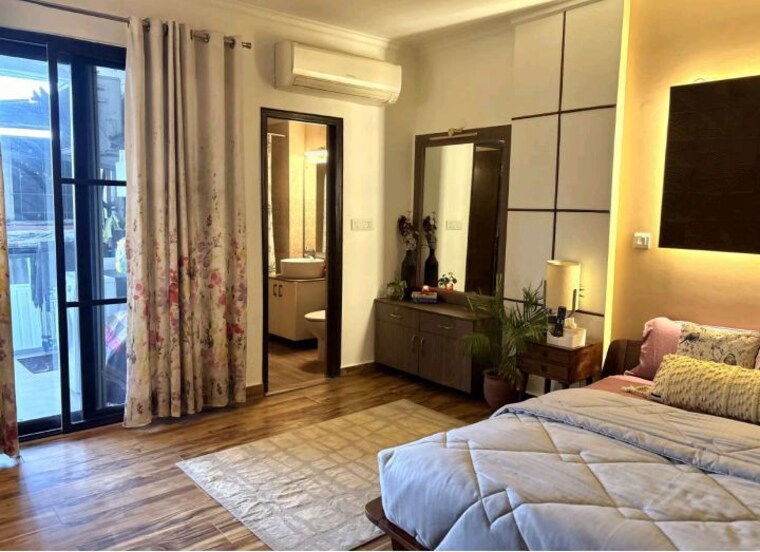 Room, yamuna expressway 3 Bedroom 1800 Sq.Ft. Apartment In Yamuna Expressway Greater Noida 10688636