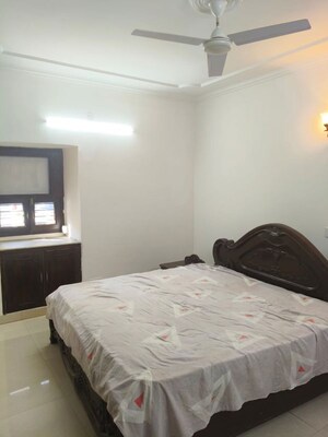2 BHK Apartment For Sale in Vijay Enclave