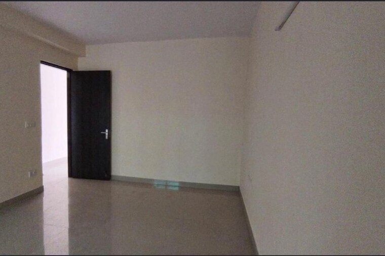 Room, amolik-residency 3 Bedroom 170 Sq.Yd. Builder Floor In Sector 86 Faridabad 10688666