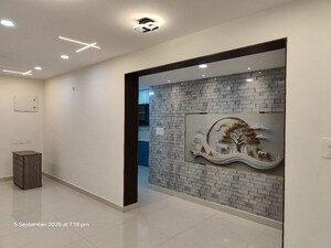 Room in 3 BHK Apartment at Praneeth Pranav Solitaire, Bachupally – for Rent