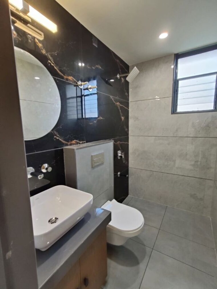 Washroom, darshanam-twin-tower 3 Bedroom 1125 Sq.Ft. Apartment In Pratham Upvan Vadodara 10446587