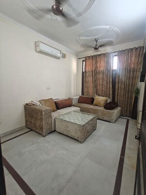 Living Room in 2 BHK Builder Floor at Sector 46 – for Rent