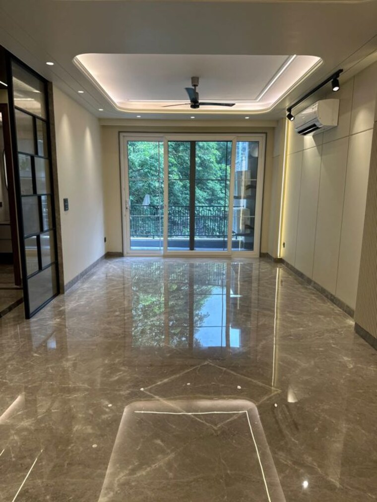 Room, sarvodaya enclave 3 Bedroom 2000 Sq.Ft. Apartment In Sarvodaya Enclave Delhi 10688705