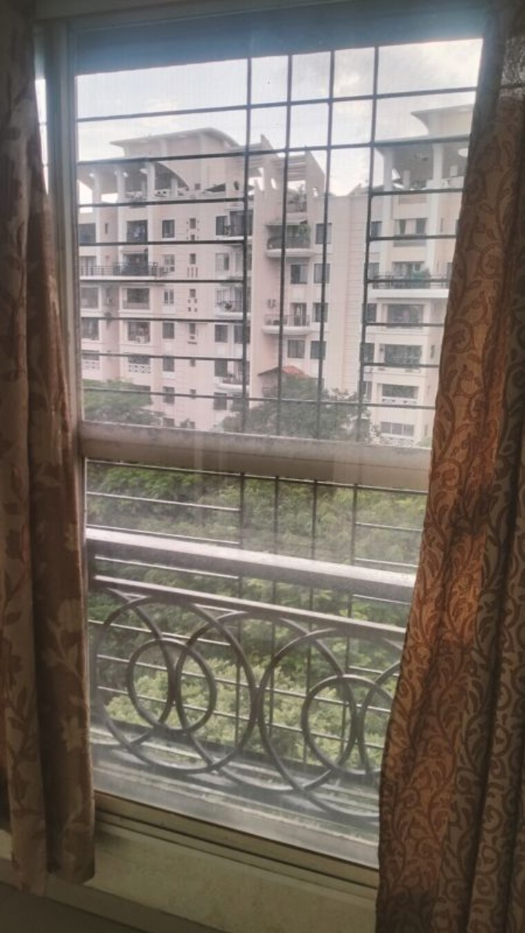 Balcony, bk-jhala-kapil-woodrow-estate-phase-2 3 Bedroom 3500 Sq.Ft. Villa In Wanwadi Pune 10688732