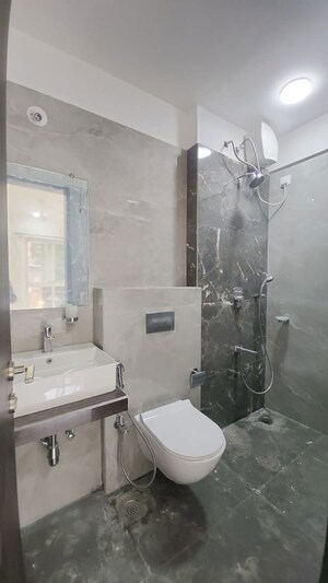 Bathroom in 2 BHK Apartment at Kabra Apartment, Santacruz East – for Rent