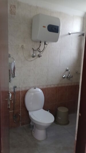 Bathroom in 4 BHK Apartment at Sector 45 – for Rent
