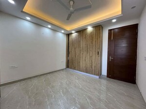 Room in 3 BHK Independent House at Saket – for Rent