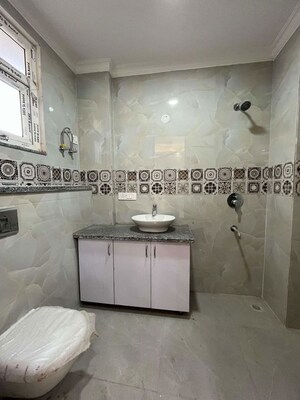 Bathroom in 3 BHK Independent House at Saket – for Rent