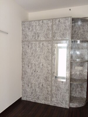 Room in 3 BHK Apartment at Mahagun My Woods, Sector 16c Greater Noida – for Rent