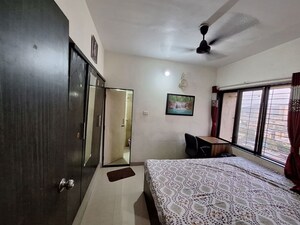 Master Bedroom in 1.5 BHK Apartment at Hubtown Gardenia, Mira Road – for Sale