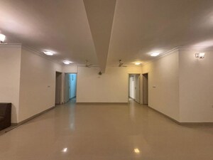 Room in 6 BHK Apartment at Nahar Amrit Shakti, Chandivali – for Sale