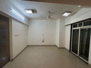 Room in 6 BHK Apartment at Nahar Amrit Shakti, Chandivali – for Sale