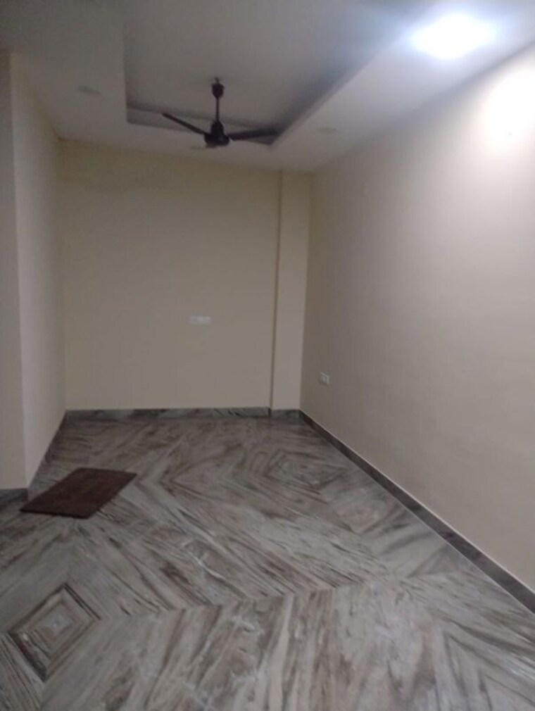 Room, sector 46 3 Bedroom 2400 Sq.Ft. Builder Floor In Sector 46 Gurgaon 10688777