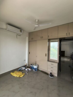 2 BHK Apartment For Rent in Bedarwals Sixty Three Golf Drive, Sector 63