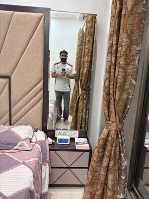 Room in 3 BHK Apartment at Samarpan CHS, Mira Road – for Rent