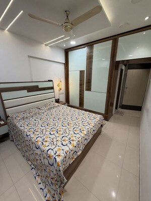 Room in 3 BHK Apartment at Samarpan CHS, Mira Road – for Rent
