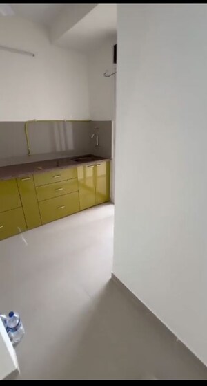 Furnished Amenities in 2 BHK Apartment at Puranik Grand Central, Vartak Nagar – for Rent