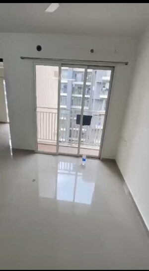 2 BHK Apartment For Rent in Puranik Grand Central, Vartak Nagar