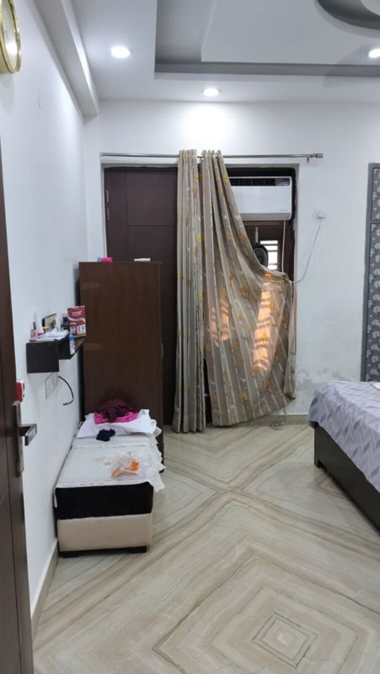 Bedroom, rwa-residential-society-sector-46 3 Bedroom 2000 Sq.Ft. Builder Floor In Sector 46 Gurgaon 10688804