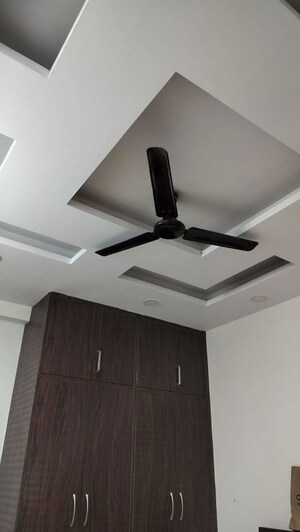 Furnished Amenities in 3 BHK Builder Floor at RWA Residential Society Sector 46, Sector 46 – for Rent